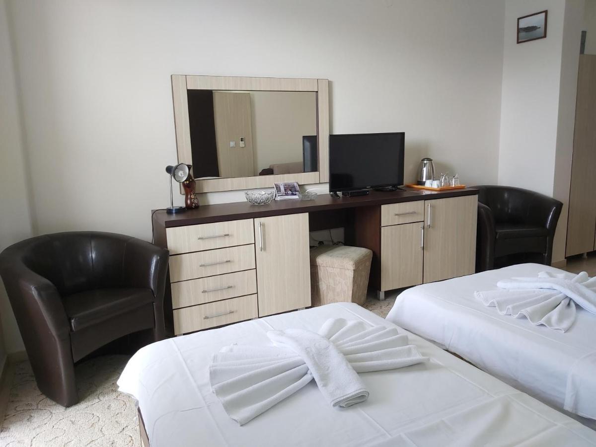 Hotel Zan 울친 외부 사진