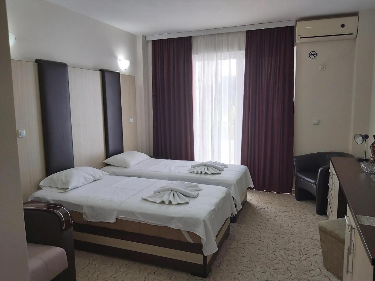 Hotel Zan 울친 외부 사진