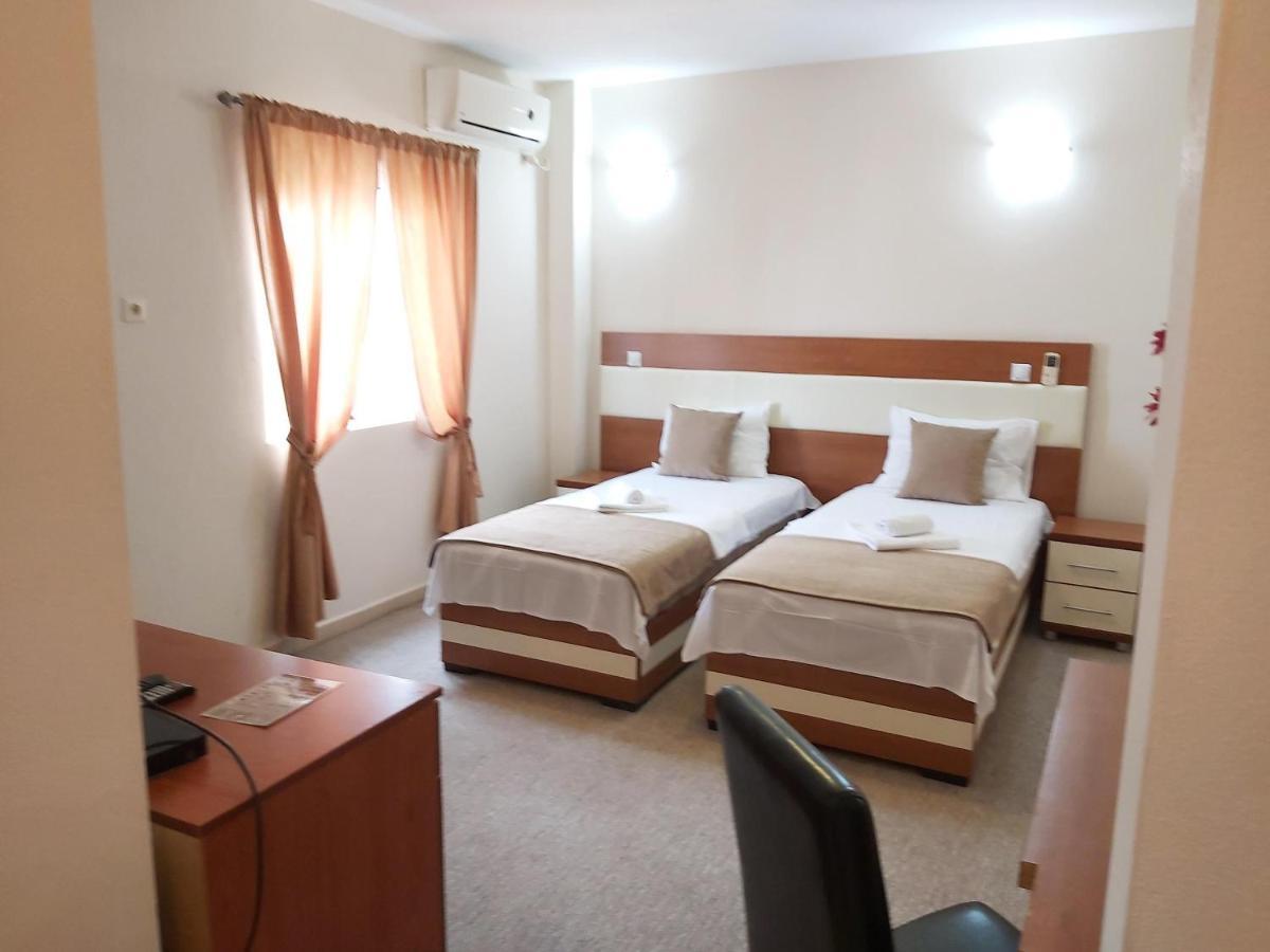 Hotel Zan 울친 외부 사진