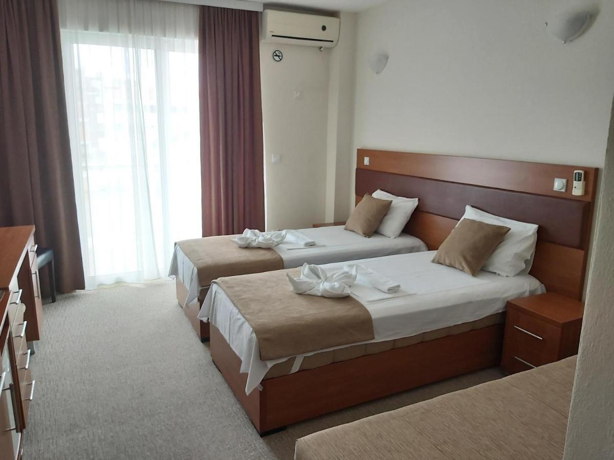 Hotel Zan 울친 외부 사진