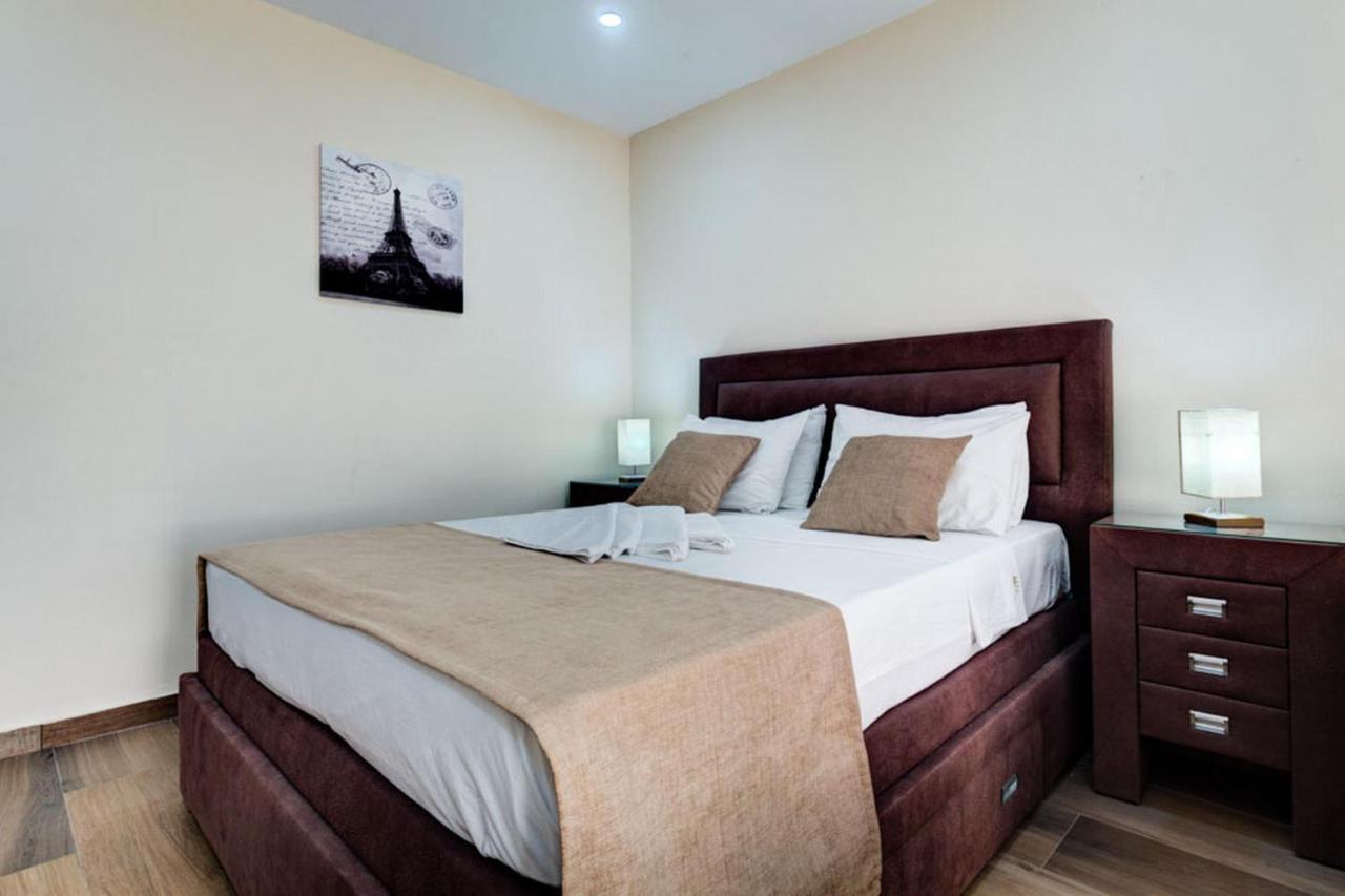 Hotel Zan 울친 외부 사진
