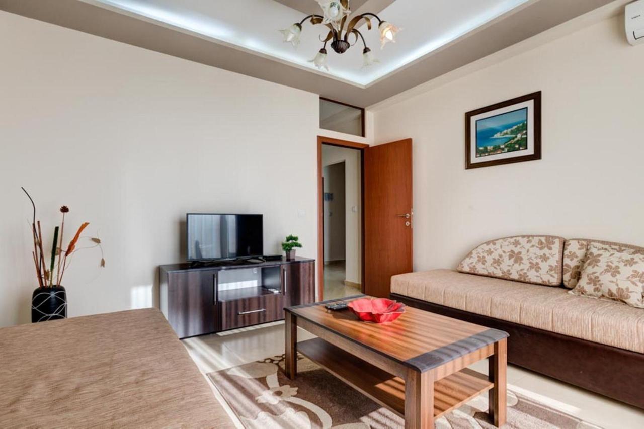 Hotel Zan 울친 외부 사진