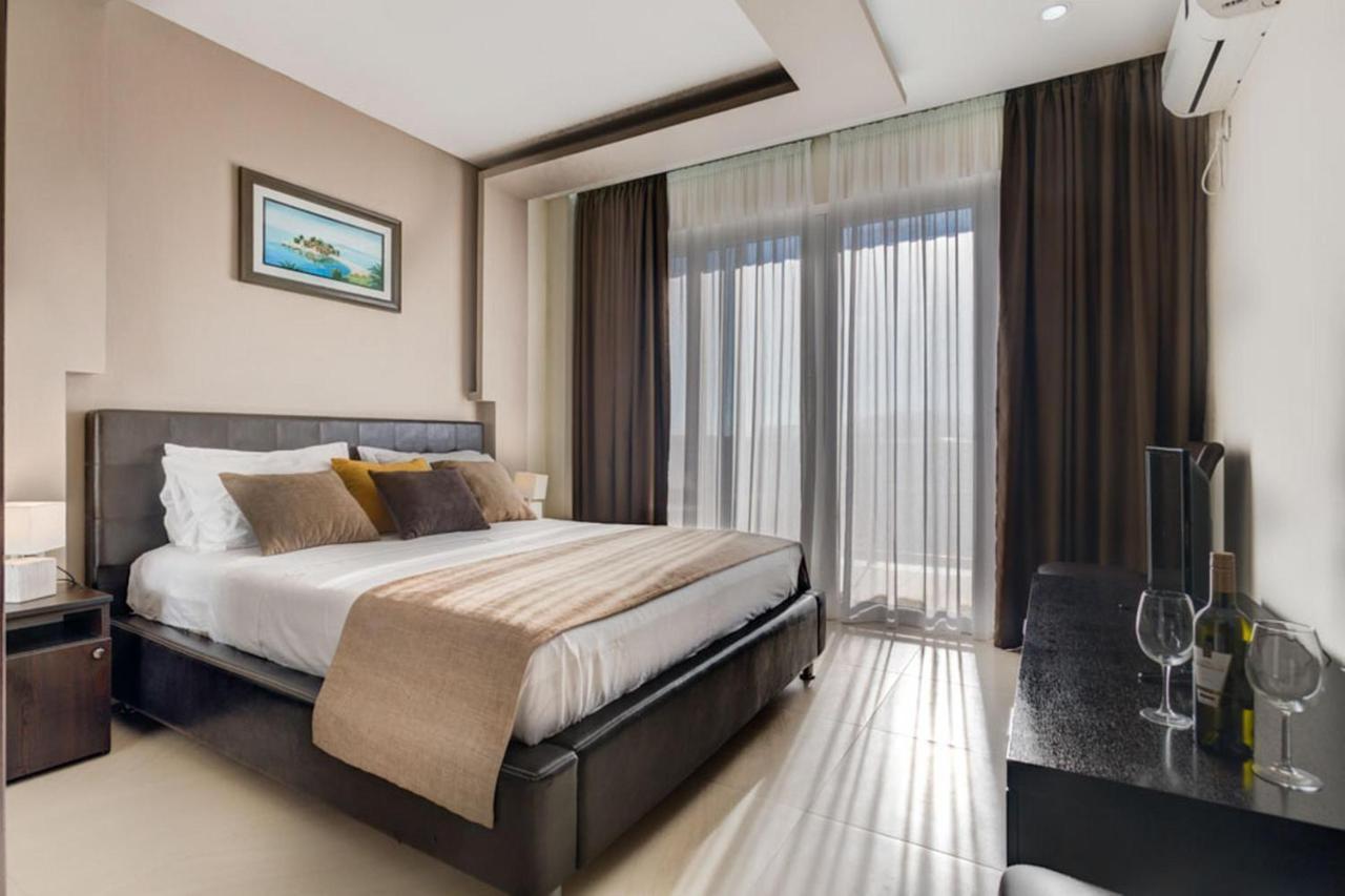 Hotel Zan 울친 외부 사진