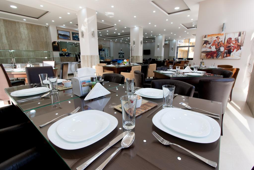 Hotel Zan 울친 외부 사진