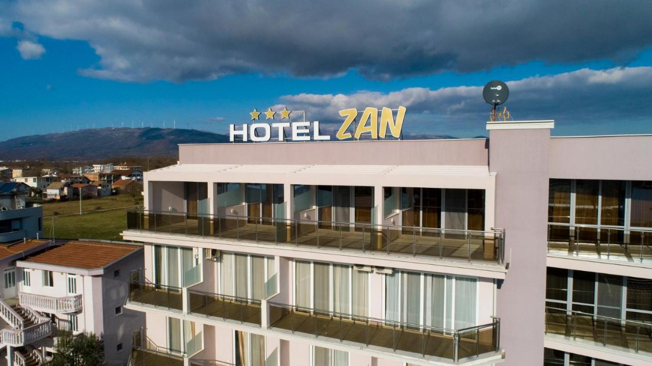 Hotel Zan 울친 외부 사진